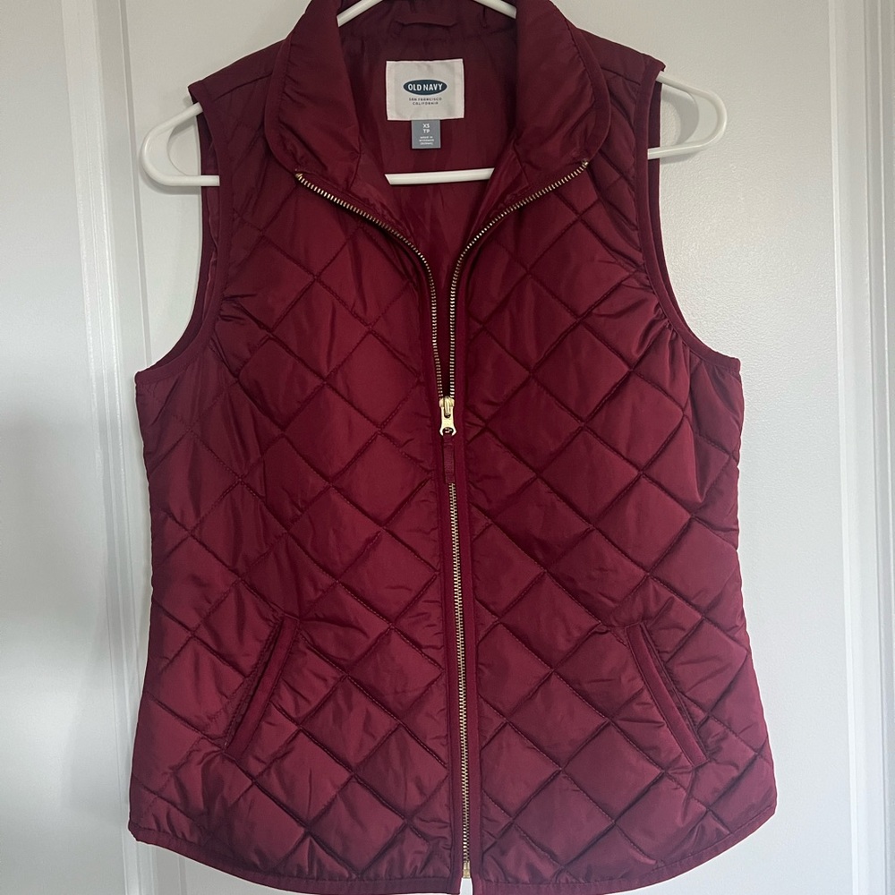 Old Navy Maroon Quilted Vest - Picture 2 of 6